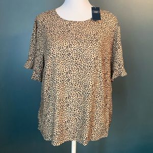 NWT, Abercrombie & Finch flowing blouse